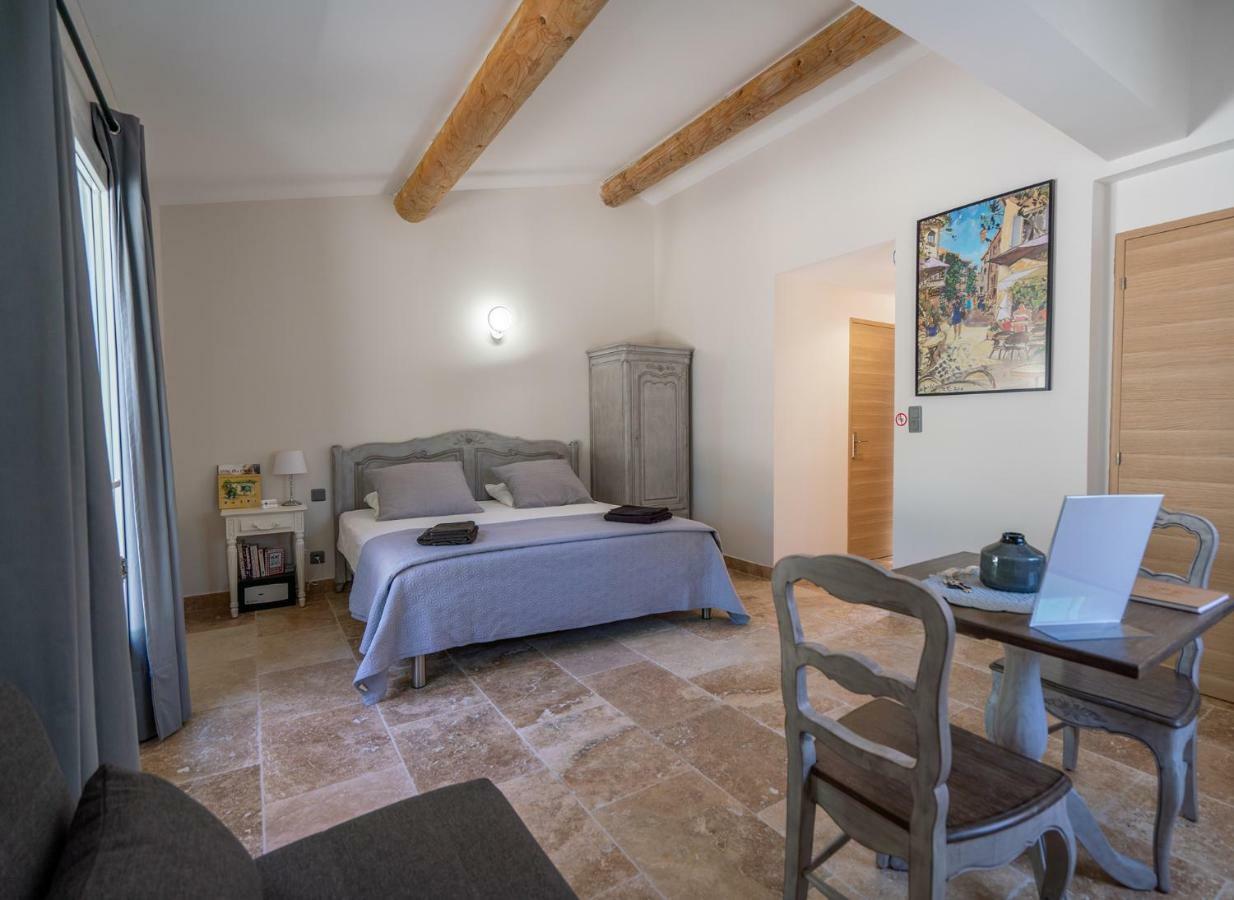 Mas La Cheneraie Lourmarin - Au Calme, A 10 Mn Du Centre Ville A Pied Zewnętrze zdjęcie